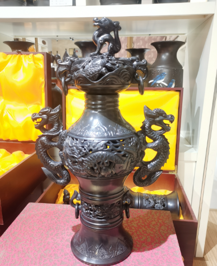 Eggshell black pottery cup