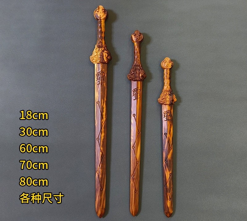 Peach wood handicrafts